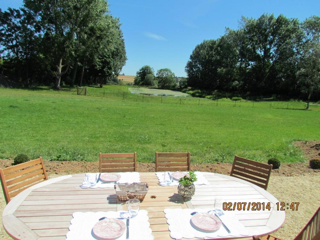 L'Orangerie Du Grand Jardin Villa Conde-sur-Seulles ภายนอก รูปภาพ